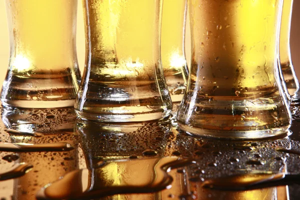 Beer in tall glasses — Stock Photo, Image