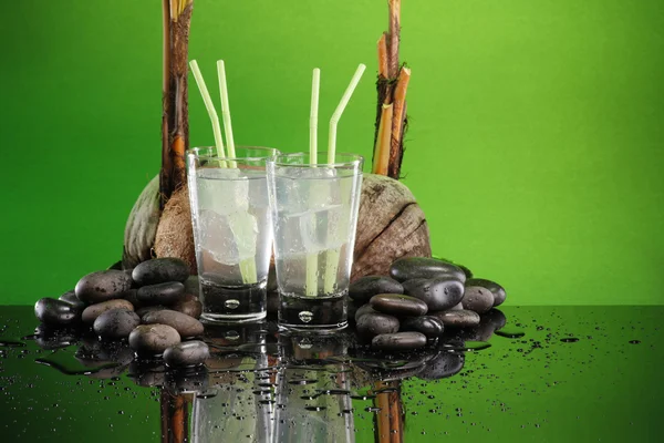 Água com leite de coco — Fotografia de Stock
