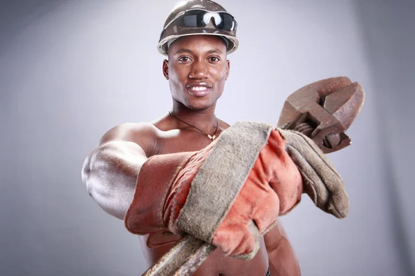 Muscular African American worker — Stock Photo, Image