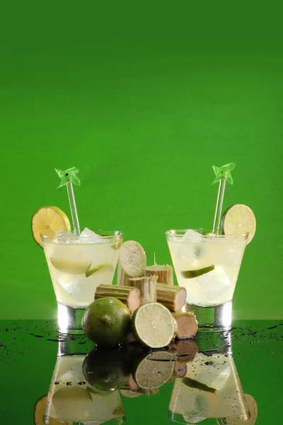 Caipirinha şeker kamışı ve limon ile — Stok fotoğraf