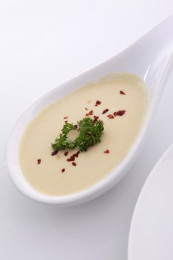 Humus tahine kaşık içinde