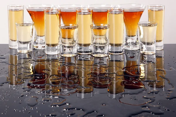 Atiradores com uísque, tequila e rum — Fotografia de Stock