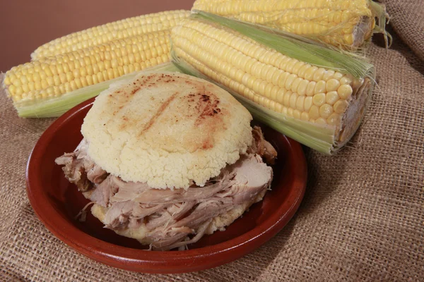 Arepa pernil — ストック写真