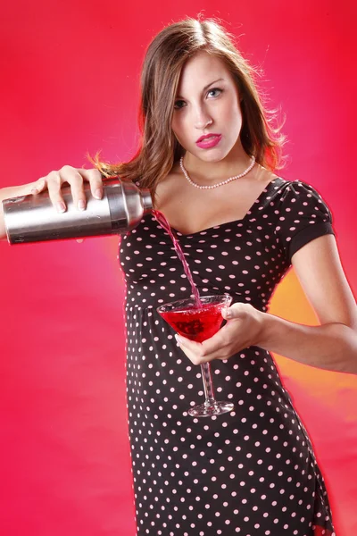 Leuk meisje met cocktail — Stockfoto