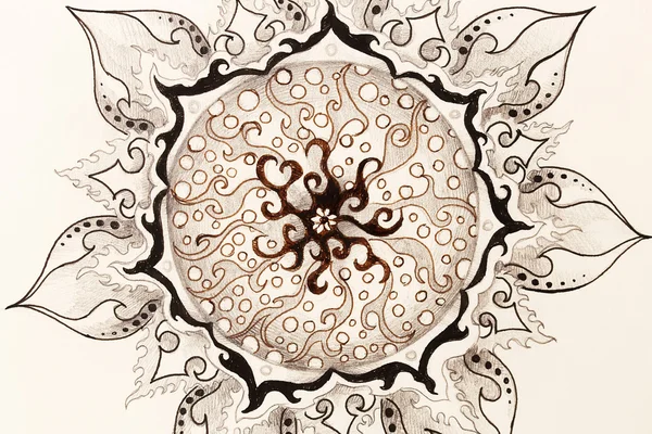 Mandala ornamental. Desenho de mão original e colagem de computador. — Fotografia de Stock