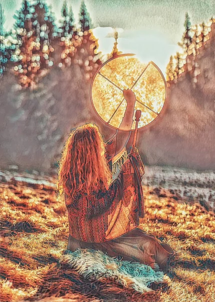 Dettaglio sciamanica ragazza che gioca sul tamburo telaio sciamano nella natura.. Effetto pittura. — Foto Stock