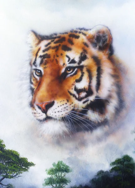 Une belle peinture tigre regardant arrière-plan — Photo