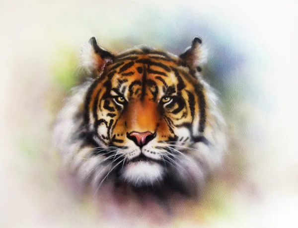 Beautiful airbrush painting of a mighty fierce tiger head on a soft toned abstract background — Stock Photo, Image