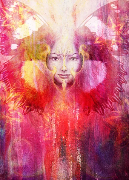 Schöne Malerei Göttin Frau mit Vogel Phönix auf dem Gesicht mit ornamentalen Mandala und Schmetterlingsflügel und Farbe abstrakten Hintergrund und Blickkontakt, Kopierraum. — Stockfoto