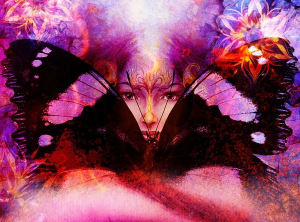 Güzel resim Tanrıça kadın süs mandala ve kelebek kanatları ve renk arka plan ve göz teması ile yüzündeki kuş Anka kuşu ile.
