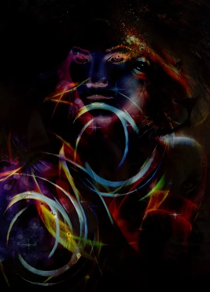 Pintura poderosa cabeza de león sobre fondo ornamental y cara de mujer mística, collage de computadora . — Foto de Stock