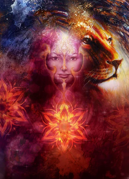 Pintura poderosa cabeza de león, y cara de mujer mística con tatuaje de ave fénix en la cara, fondo de ornamento. collage informático . —  Fotos de Stock