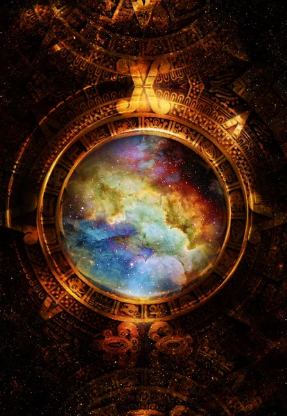 Oude Maya kalender, kosmische ruimte en sterren, abstract kleur achtergrond, computer collage. — Stockfoto