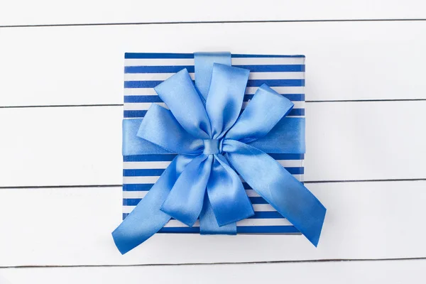 Scatola regalo blu — Foto Stock