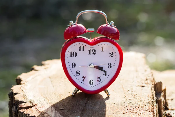 Red clock — Stock Photo, Image