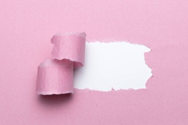 Şablon ya da pembe doğal kağıt üzerinde kullanılan gizli metin için kağıt kırma ya da soyma, kompozisyonlar için kullanım ve renklendirmesi kolay