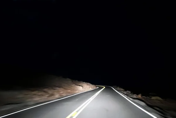 Viaje Por Noche Camino Tranquilo — Foto de Stock