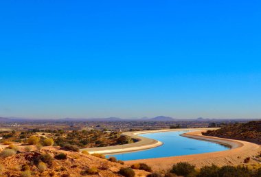 Kaliforniya su kemeri çöl şehri Palmdale 'de