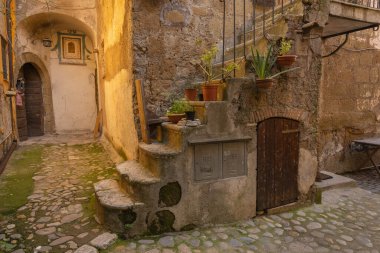 İtalya 'nın ortaçağ şehri Calcata Vecchia' nın şehri.