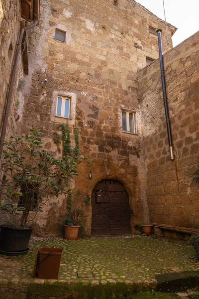 Stadsbilden Den Medeltida Staden Calcata Vecchia Italien — Stockfoto