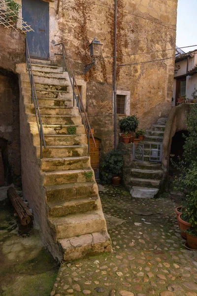 Stadsbilden Den Medeltida Staden Calcata Vecchia Italien — Stockfoto