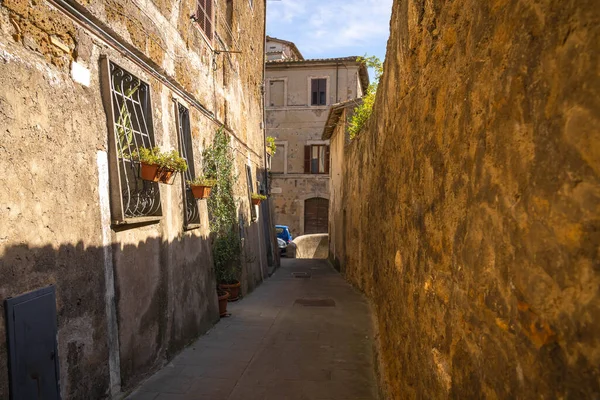 Calle Estrecha Ciudad Medieval Orte Italia —  Fotos de Stock