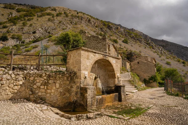 Picturesque Landscape Sunny Pre Storm Weather Frattura Vecchia Italy — Stock Photo, Image