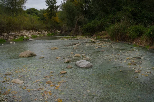 Imagen Del Río Sulfuroso Lavino Otoño Abruzzo Italia — Foto de Stock