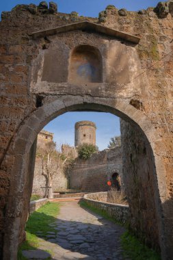 İtalya 'da Lazio, Nepi' de şatosu olan şehir manzarası