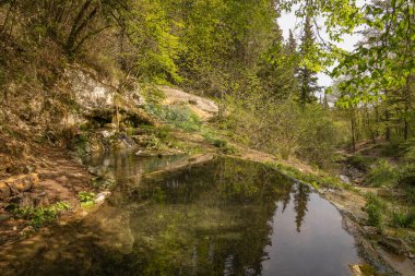 Bagni di San Filippo 'da açık hava termal havuzları, İtalya' da Toskana