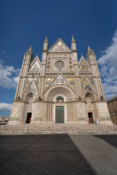 Widok Gotycką Katedrę Xiv Wieku Orvieto Włoszech — Zdjęcie stockowe