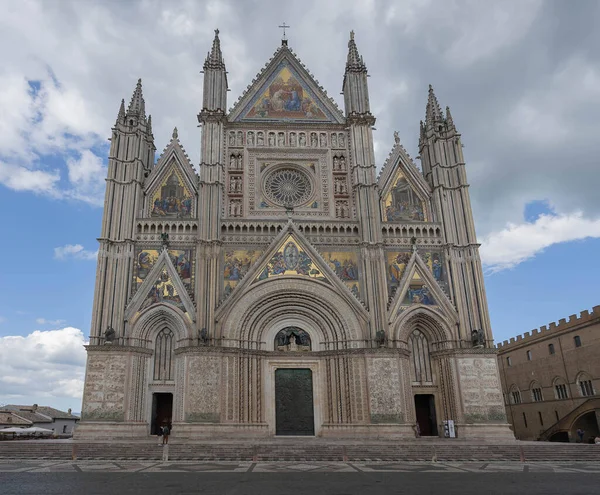 Scenic View 14Th Century Gothic Cathedral Orvieto Italy — Stock Photo, Image