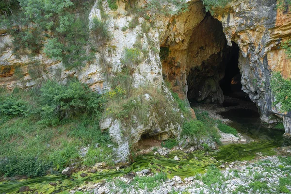 Είσοδος Στο Σπήλαιο Pastena Στην Επαρχία Fronzinone Στο Λάτσιο Της — Φωτογραφία Αρχείου