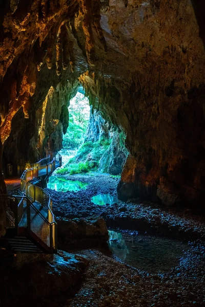 Saída Gruta Pastena Província Fronzinone Lácio Itália — Fotografia de Stock