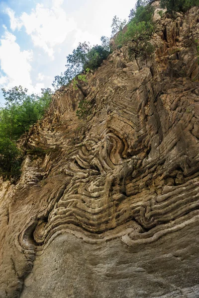 Gorge Panta Vrexei Evritaniia Yunanistan içinde çekici güzel özgün taş duvarları