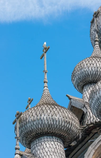 Kuppeln der hölzernen Kirche in Kizhi — Stockfoto