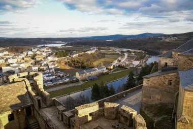 Puebla de Sanabria kışın