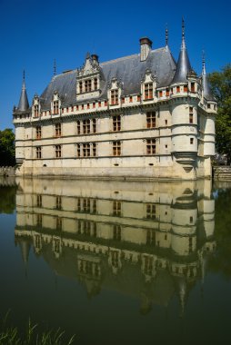 AZAY-le-Rideau Kalesi