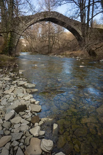 Old stone bridge — Stock Photo, Image