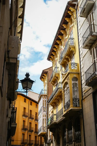 Hermosa arquitectura de la ciudad de Teruel — Foto de Stock