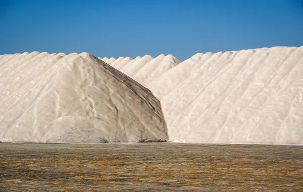 Mountains of salt — Stock Photo, Image