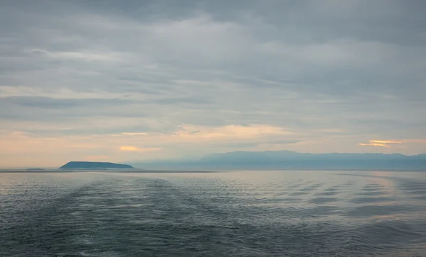 Vista panorâmica do lago baikal — Fotografia de Stock