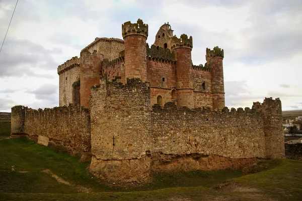 Antiguo castillo de turegano — Foto de Stock