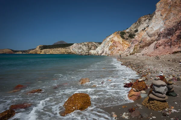 Schilderachtig firiplaka strand — Stockfoto