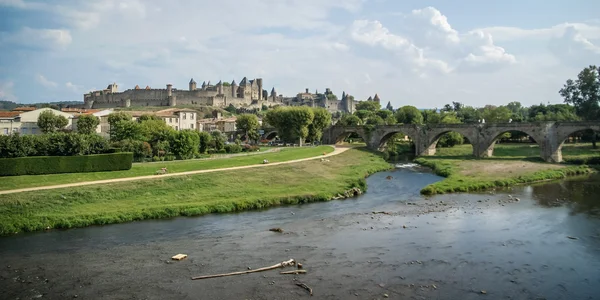 Vista da antiga cidade fortificada de Carcassonne — Fotografia de Stock