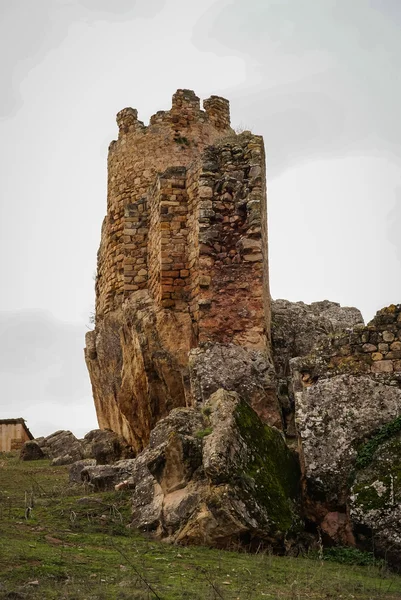 Ruïnes van het kasteel in El Berueco — Stockfoto