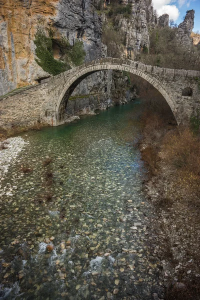 Kokoris ponte de pedra velha — Fotografia de Stock