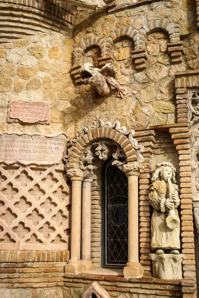 Andalúzia-szokatlan kő vár — Stock Fotó