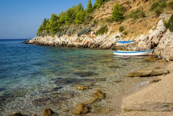 Picturesque Seashore of Brac island — Stock Photo, Image