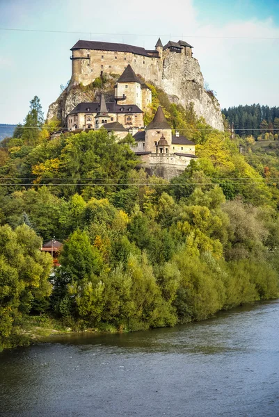 Původní středověký hrad v Orava — Stock fotografie